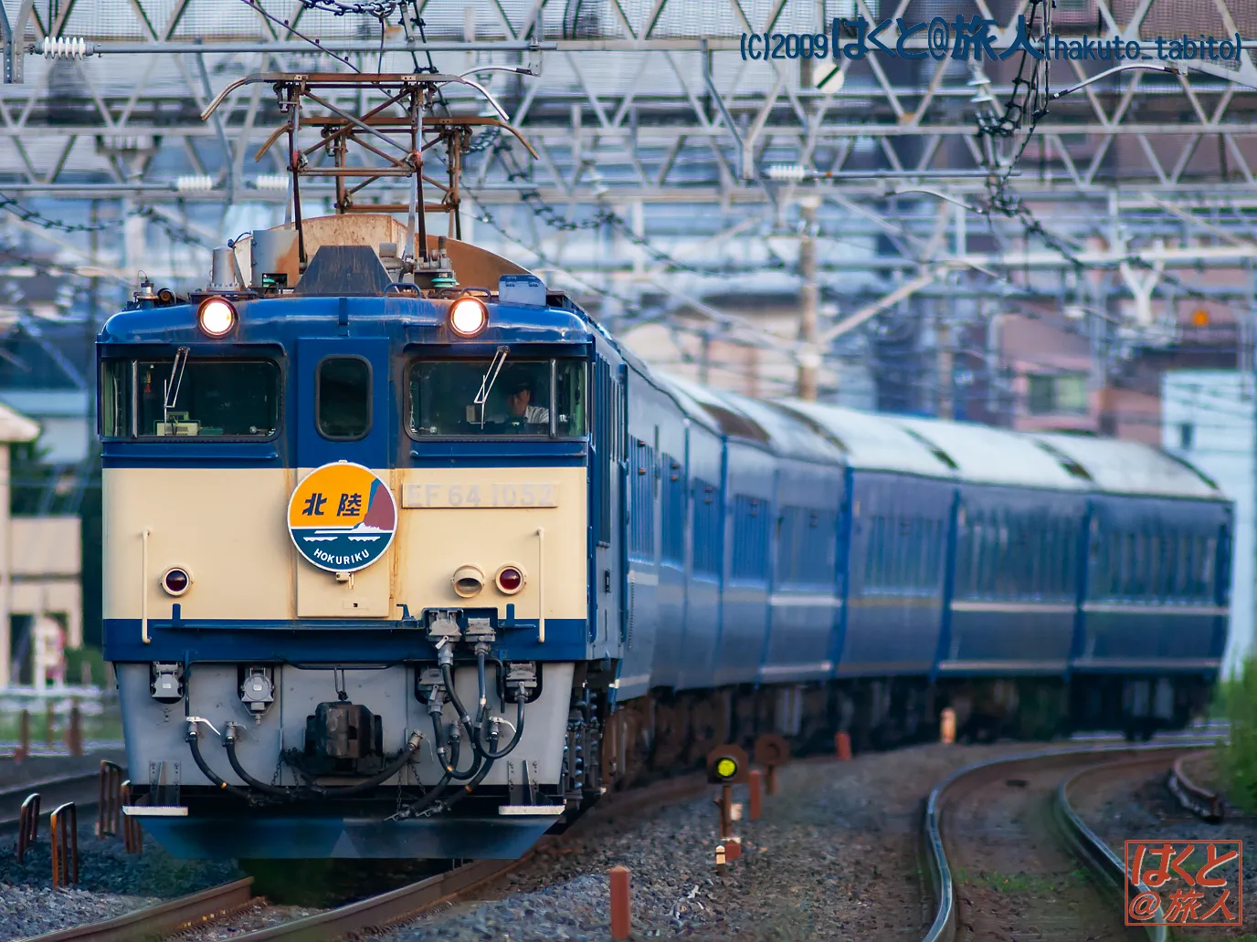 E-3+Zuiko350mm/f2.8　　蕨～南浦和　3012レ　「北陸」
